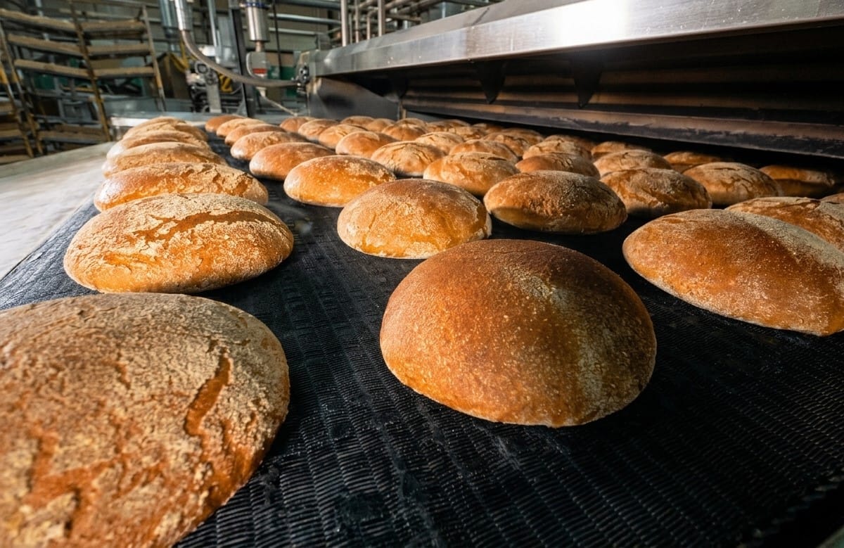 Machine Learning-Designed Enzyme Complexes: The New Path to Clean-Label Dough Conditioning