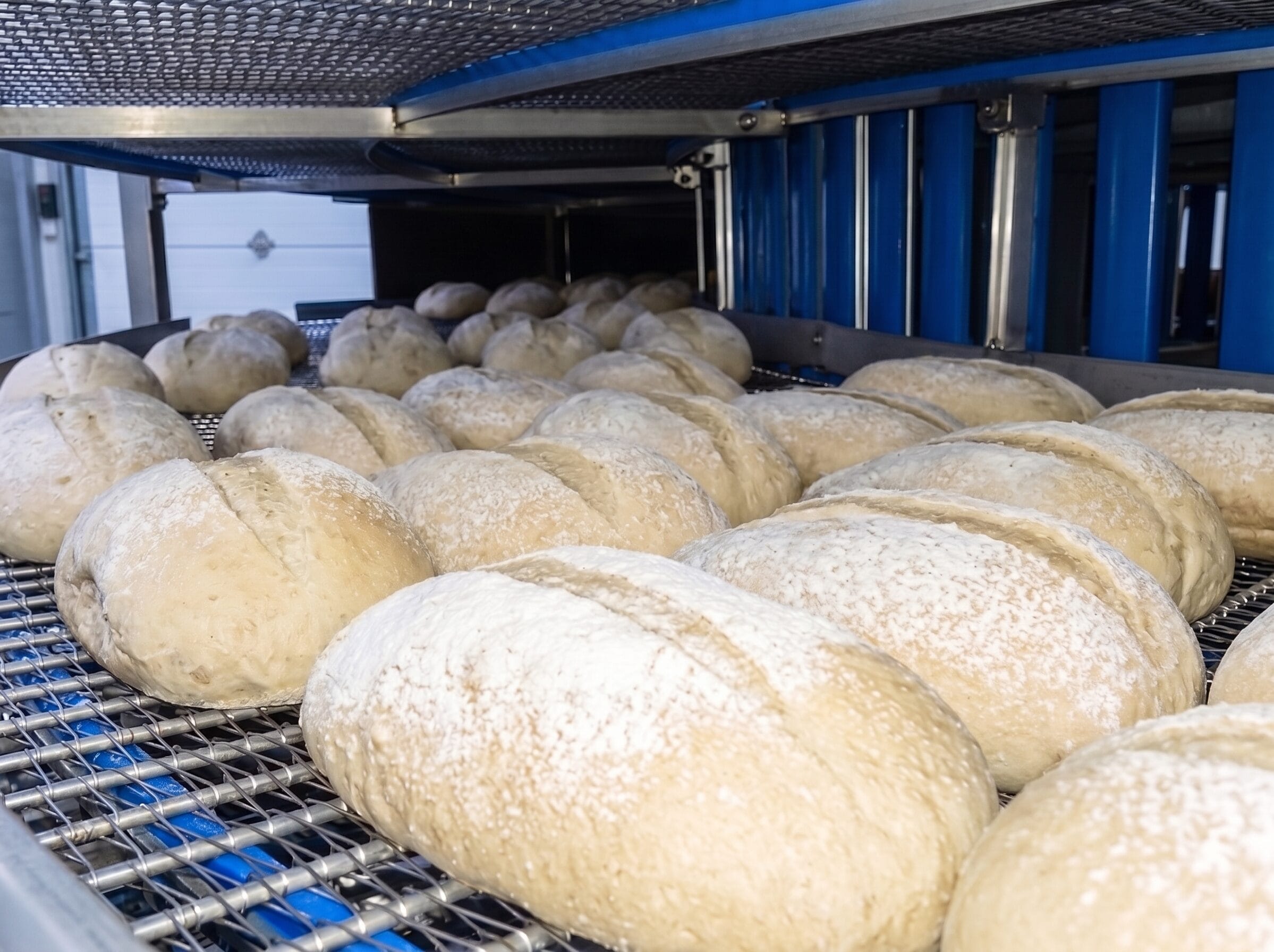 The Impact of Partial Baking on Bread Glycemic Index and Aroma Retention